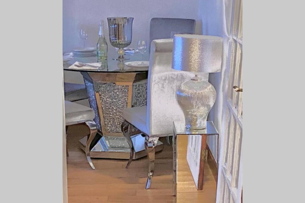 Beautiful Sea View 2 Bed Home Порт Глазгоу Екстериор снимка