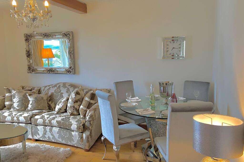 Beautiful Sea View 2 Bed Home Порт Глазгоу Екстериор снимка